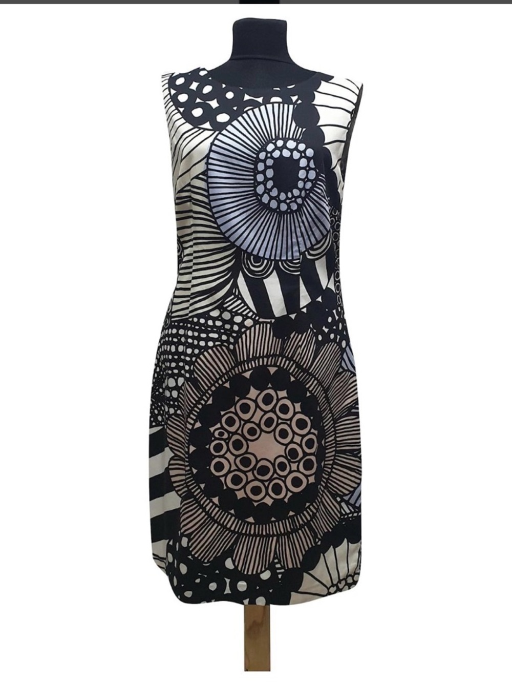 Marimekko Black and White Graphic Floral Midi Dress